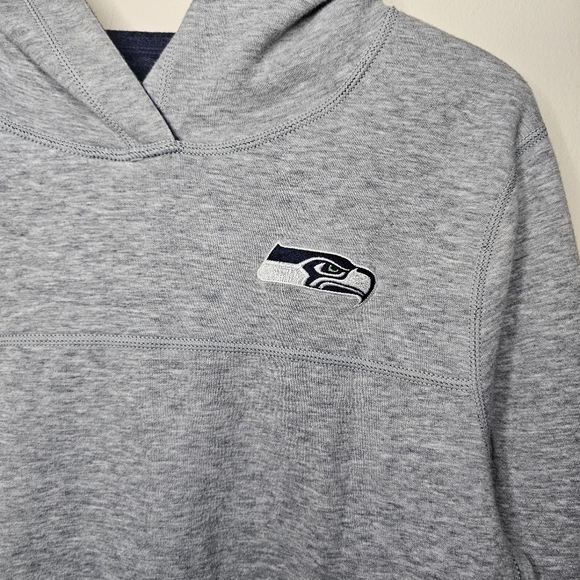 Tommy Bahama Football Seatle Seahawks Reverseable Hoodie Size Medium - Picture 3 of 12